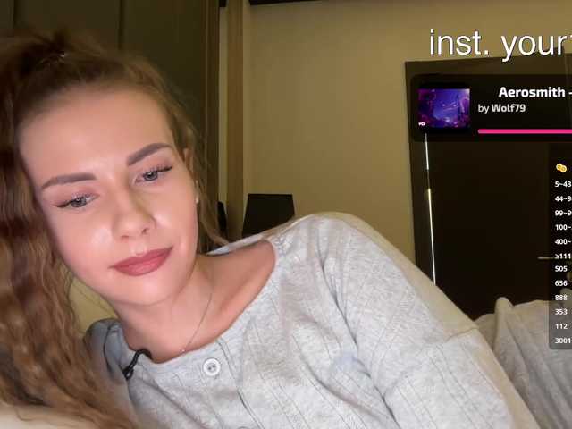 -VikkiL0vesCheese-