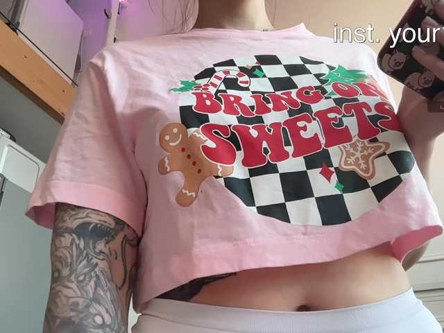 -VikkiL0vesCheese-
