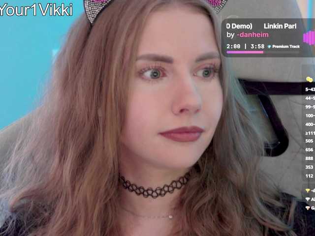 -VikkiL0vesCheese- live webcam show