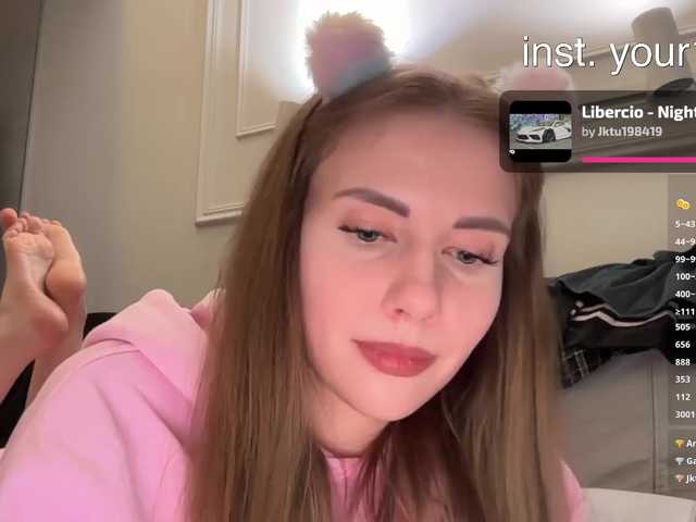 VikkiExtraCheese