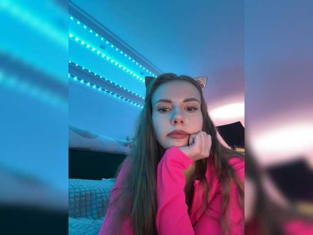-VikkiL0vesCheese-
