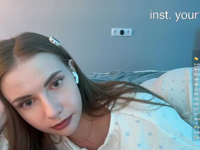 -VikkiL0vesCheese- live cam on BongaCams
