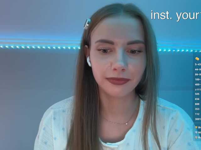 -VikkiL0vesCheese- live cam on BongaCams