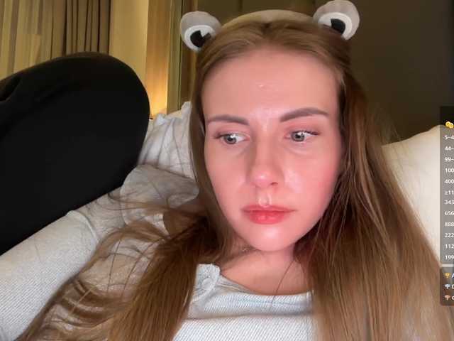 -VikkiL0vesCheese-'s BongaCams show and profile