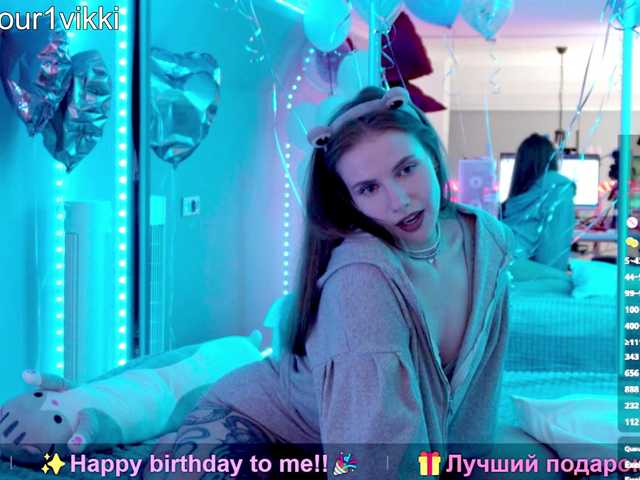 VikkiExtraCheese