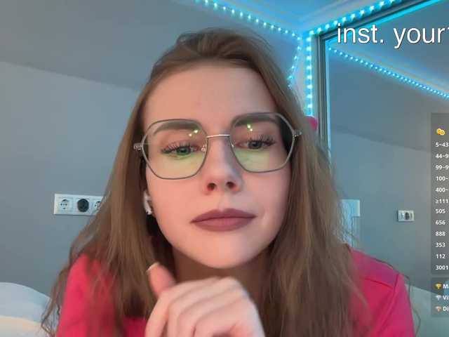VikkiExtraCheese