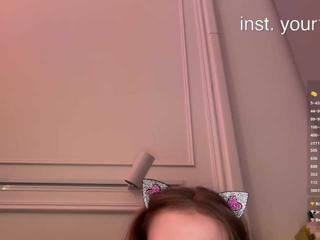 -VikkiL0vesCheese- live cam on BongaCams