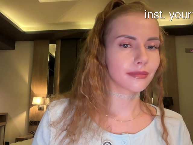-VikkiL0vesCheese- live cam on BongaCams