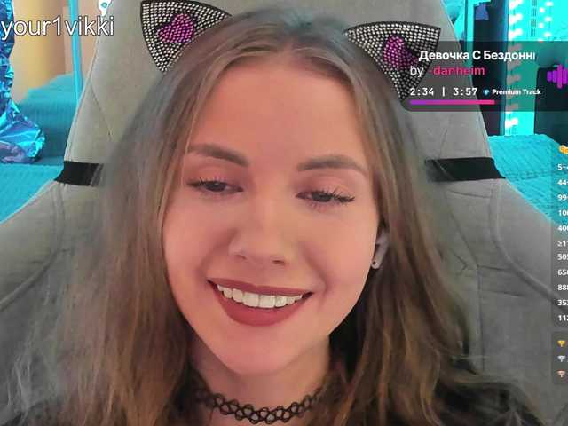 -VikkiL0vesCheese- live webcam show