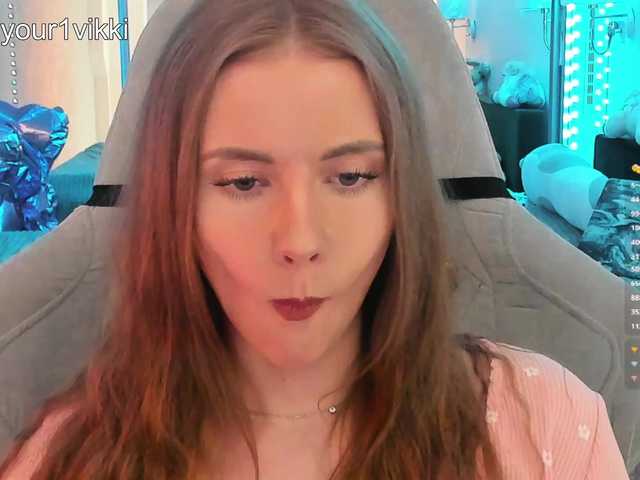 -VikkiL0vesCheese- live cam on BongaCams