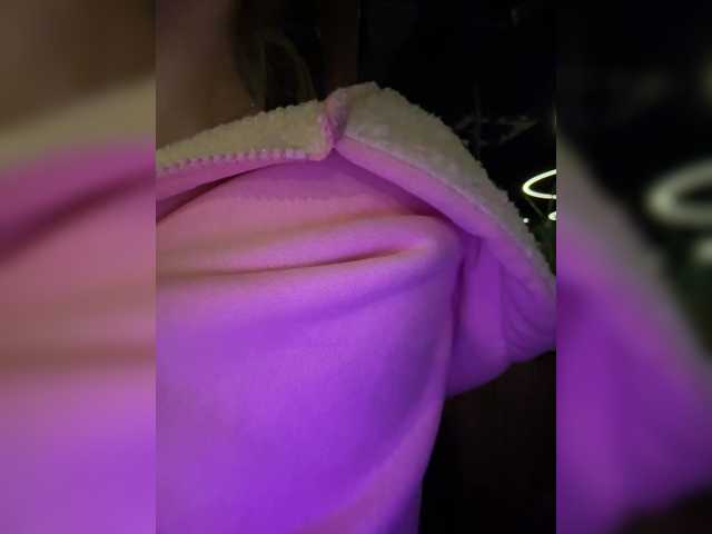 VikkiExtraCheese
