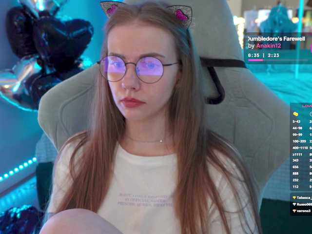 -VikkiL0vesCheese-