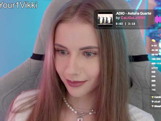 -vikkil0vescheese- live sex show