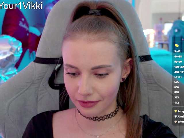 -VikkiL0vesCheese- live cam on BongaCams