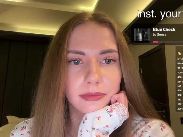 VikkiExtraCheese