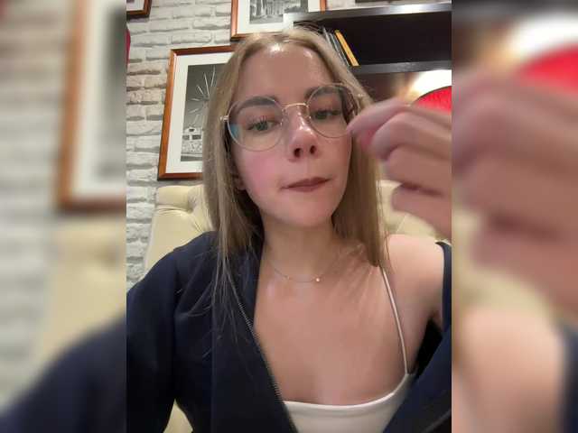 VikkiExtraCheese