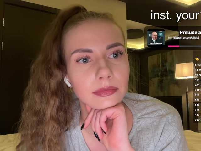 -VikkiL0vesCheese-