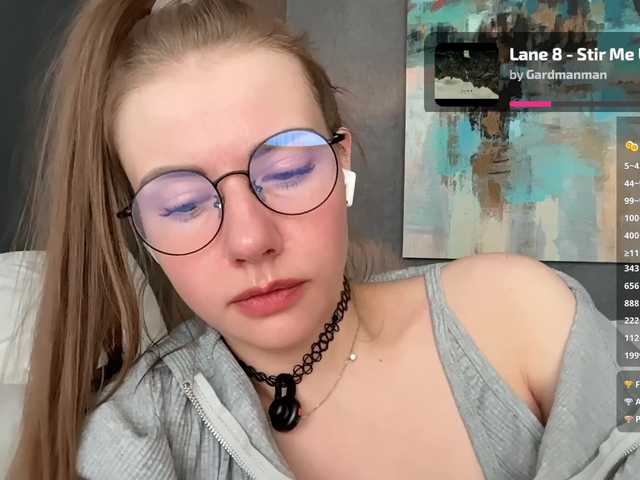 go to chat with VikkiExtraCheese