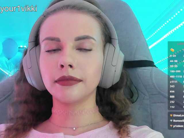 -VikkiL0vesCheese-