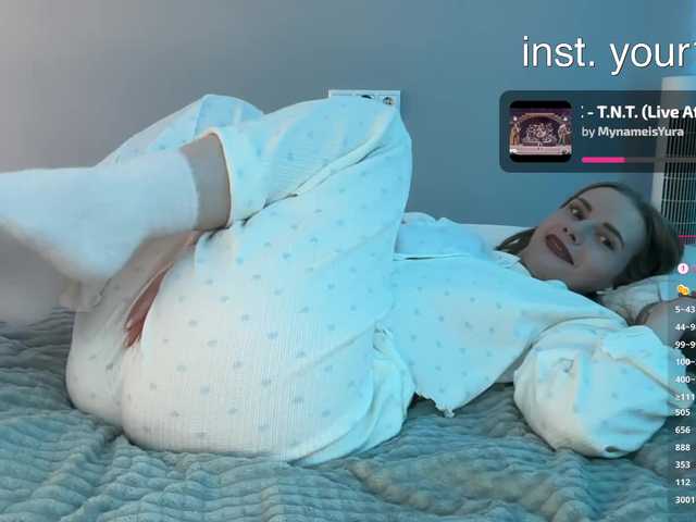 VikkiExtraCheese