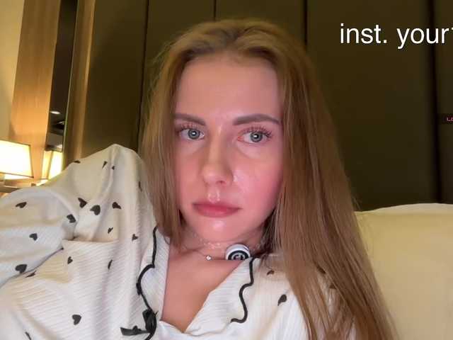 -VikkiL0vesCheese-