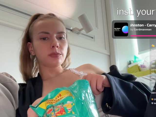 VikkiExtraCheese
