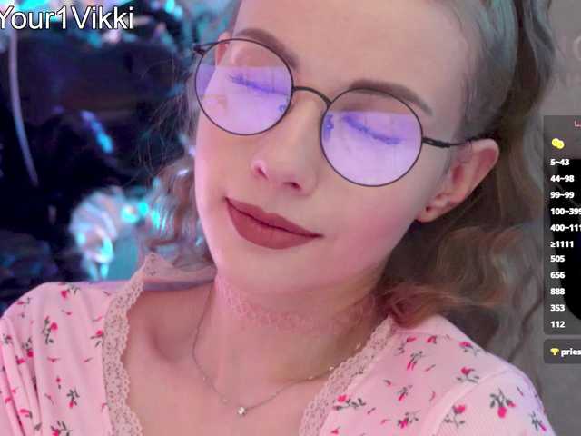 -VikkiL0vesCheese-