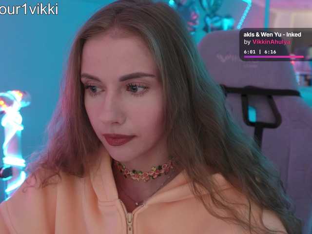-VikkiL0vesCheese-