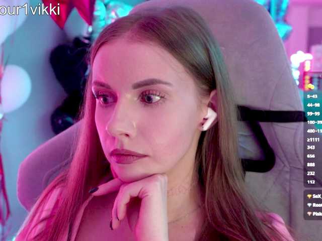-VikkiL0vesCheese-