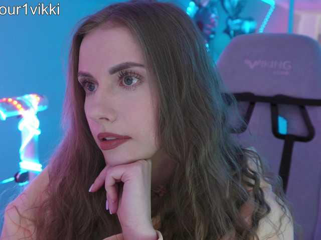 -VikkiL0vesCheese-
