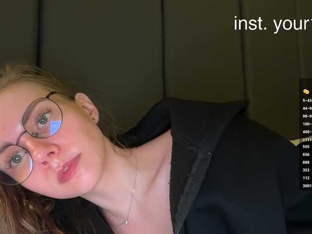 VikkiExtraCheese