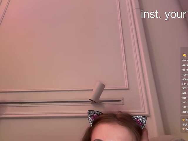 -VikkiL0vesCheese- live cam on BongaCams