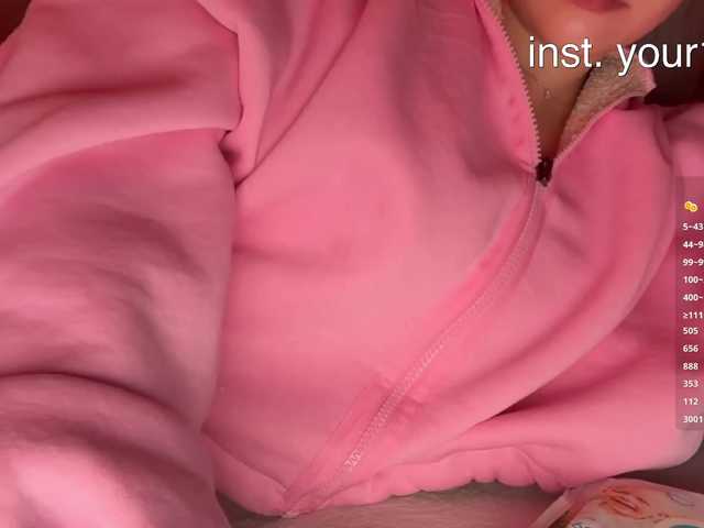 -VikkiL0vesCheese-
