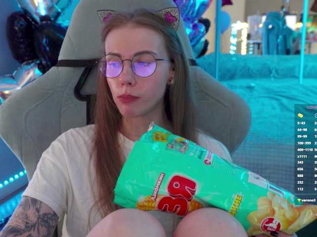 -VikkiL0vesCheese-