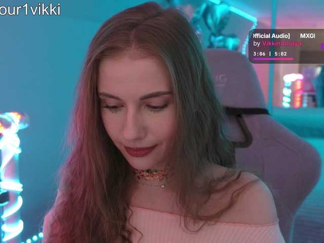 -VikkiL0vesCheese-
