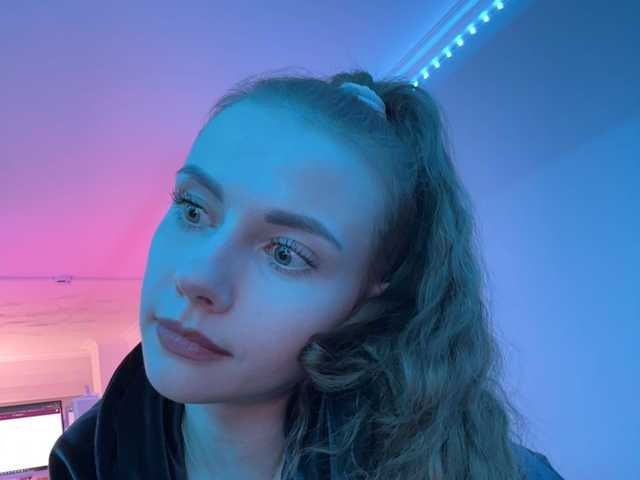-VikkiL0vesCheese-