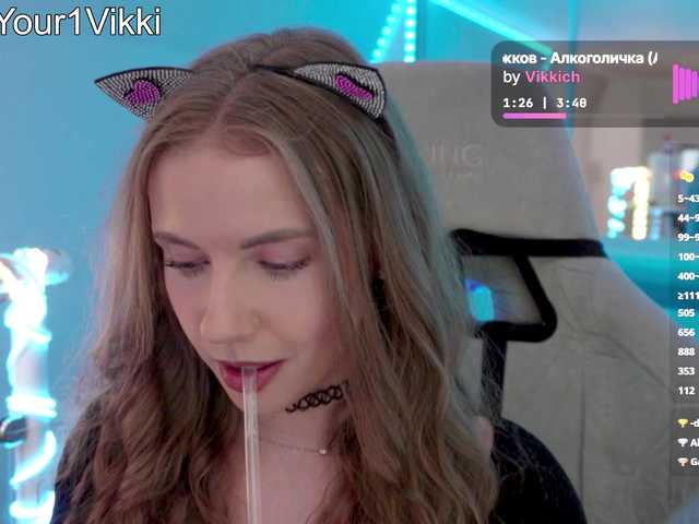 -VikkiL0vesCheese-