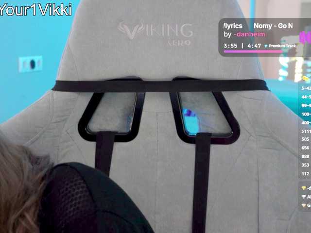 -VikkiL0vesCheese- live webcam show
