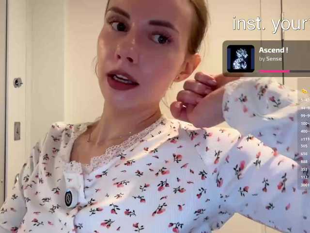VikkiExtraCheese
