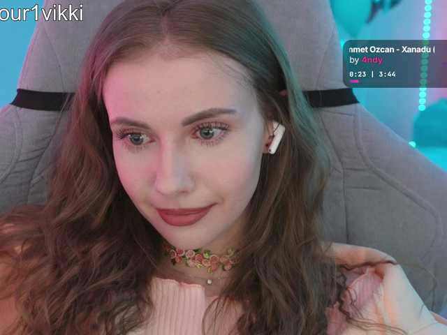 -VikkiL0vesCheese-
