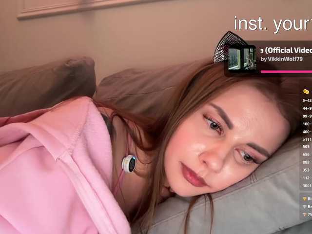 VikkiExtraCheese