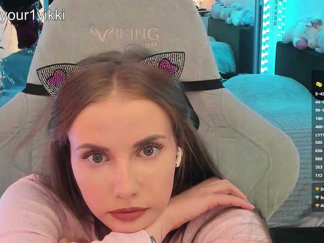 -VikkiL0vesCheese-