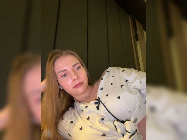 -VikkiL0vesCheese-