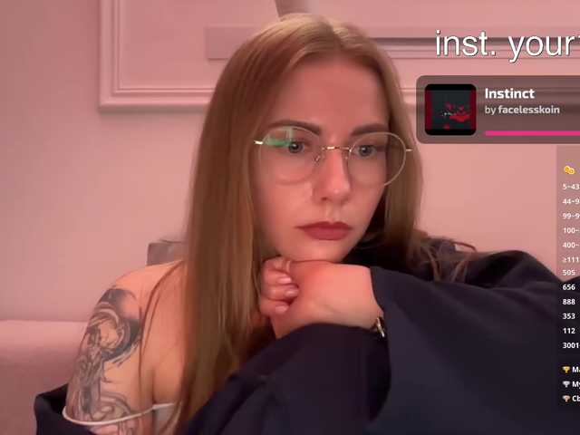 VikkiExtraCheese