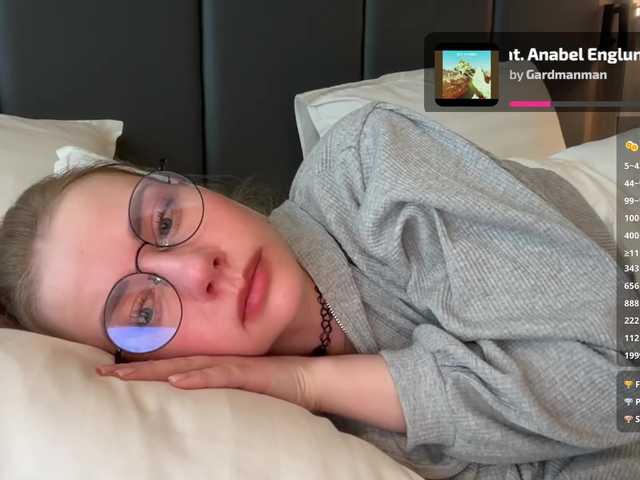 -VikkiL0vesCheese-'s BongaCams show and profile