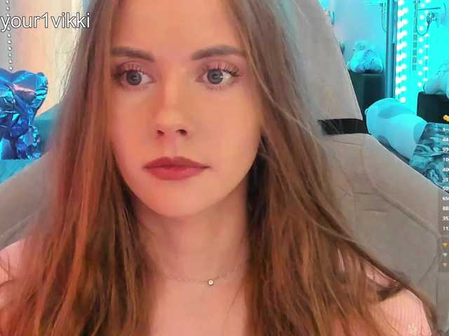 VikkiExtraCheese live webcam show