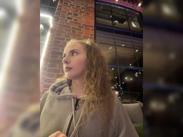 Live трансляция VikkiExtraCheese - Runet.cam