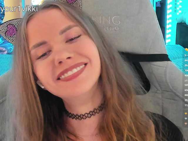 -VikkiL0vesCheese- live webcam show