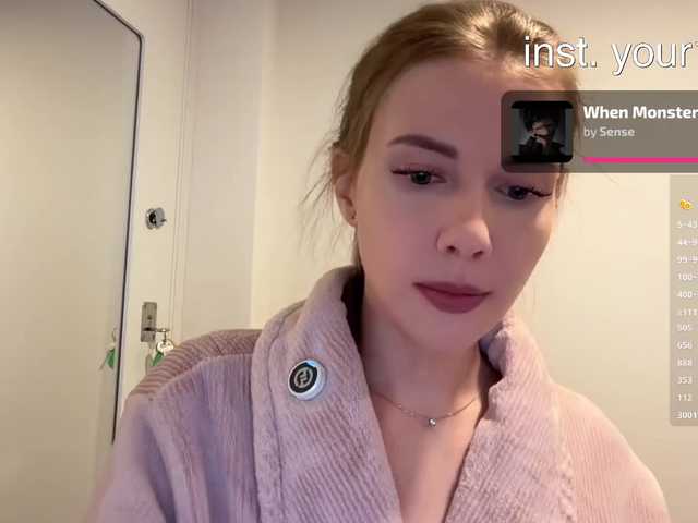 VikkiExtraCheese