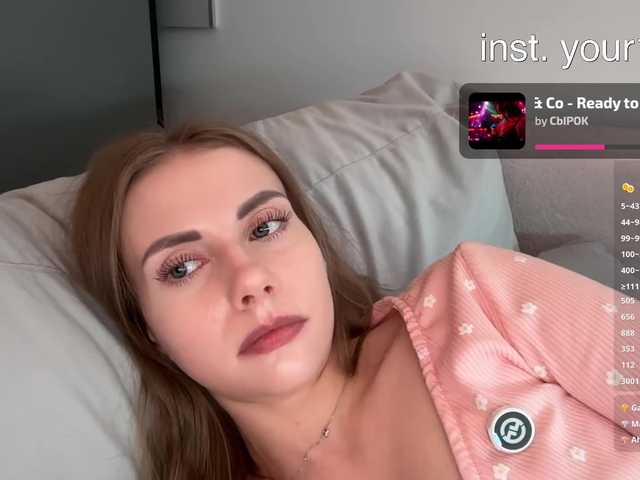 -VikkiL0vesCheese-